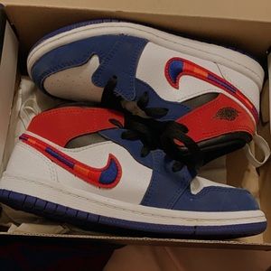 Jordan 1 MID SE (TD)